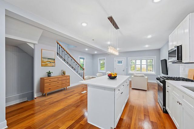 13518 S Avenue K, Chicago, IL 60633