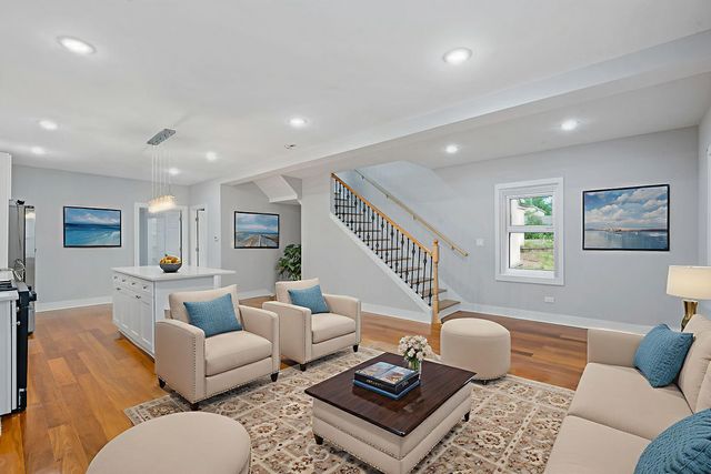 13518 S Avenue K, Chicago, IL 60633