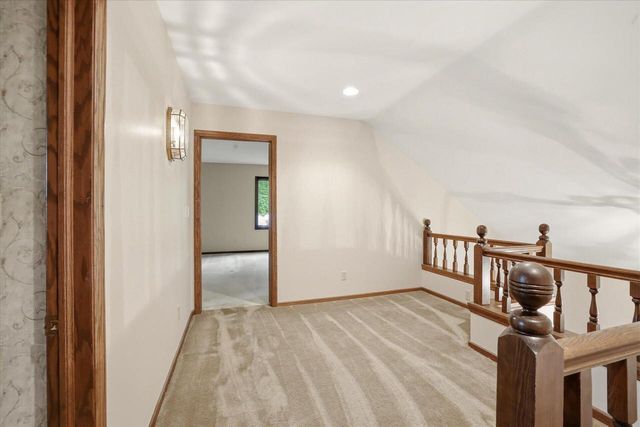 4100 S 119th STREET, Greenfield, WI 53228