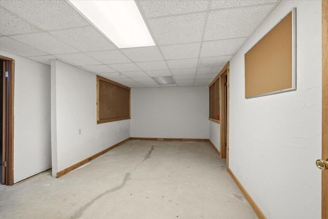 4100 S 119th STREET, Greenfield, WI 53228