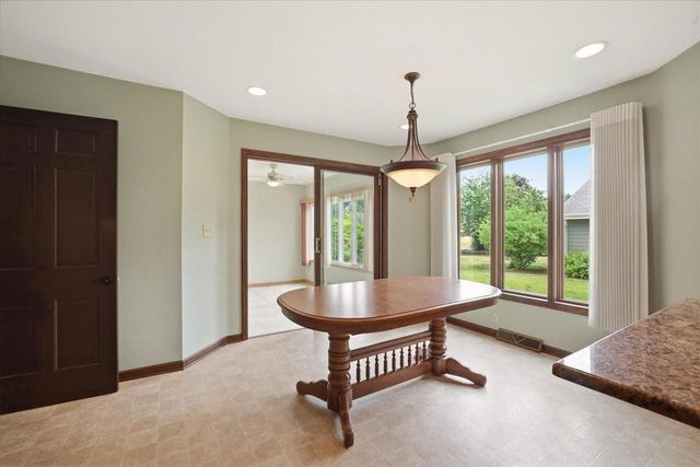 4100 S 119th STREET, Greenfield, WI 53228