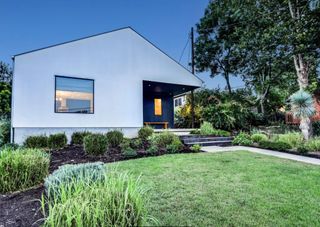 2308 1/2 E 9th ST, Austin, TX 78702