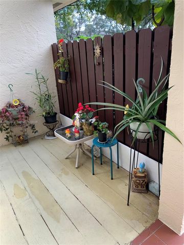 3699 N Carambola Cir N 2837, Coconut Creek, FL 33066