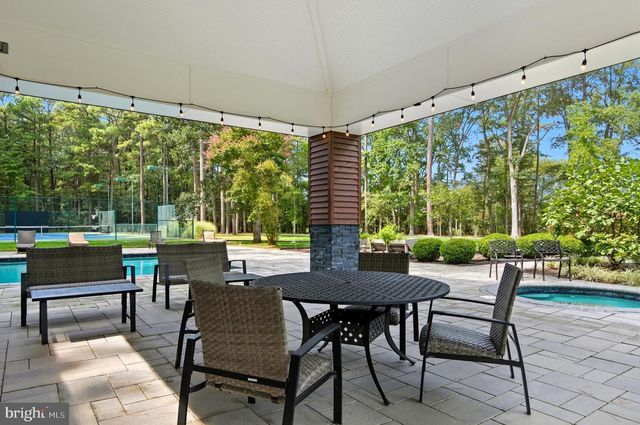 5837 IRISH CREEK RD, Royal Oak, MD 21662