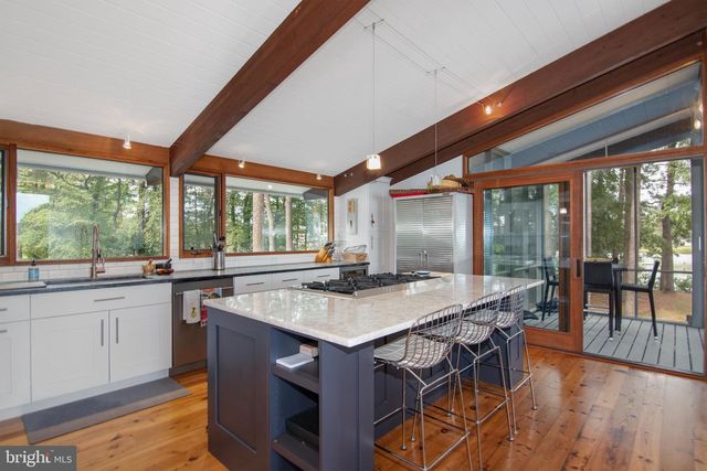 5837 IRISH CREEK RD, Royal Oak, MD 21662