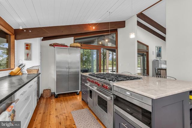 5837 IRISH CREEK RD, Royal Oak, MD 21662