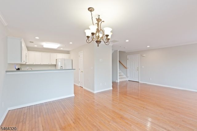1030 Robin Ct, Green Brook Twp., NJ 08812