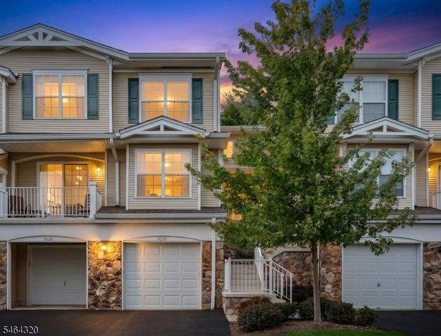 1030 Robin Ct, Green Brook Twp., NJ 08812