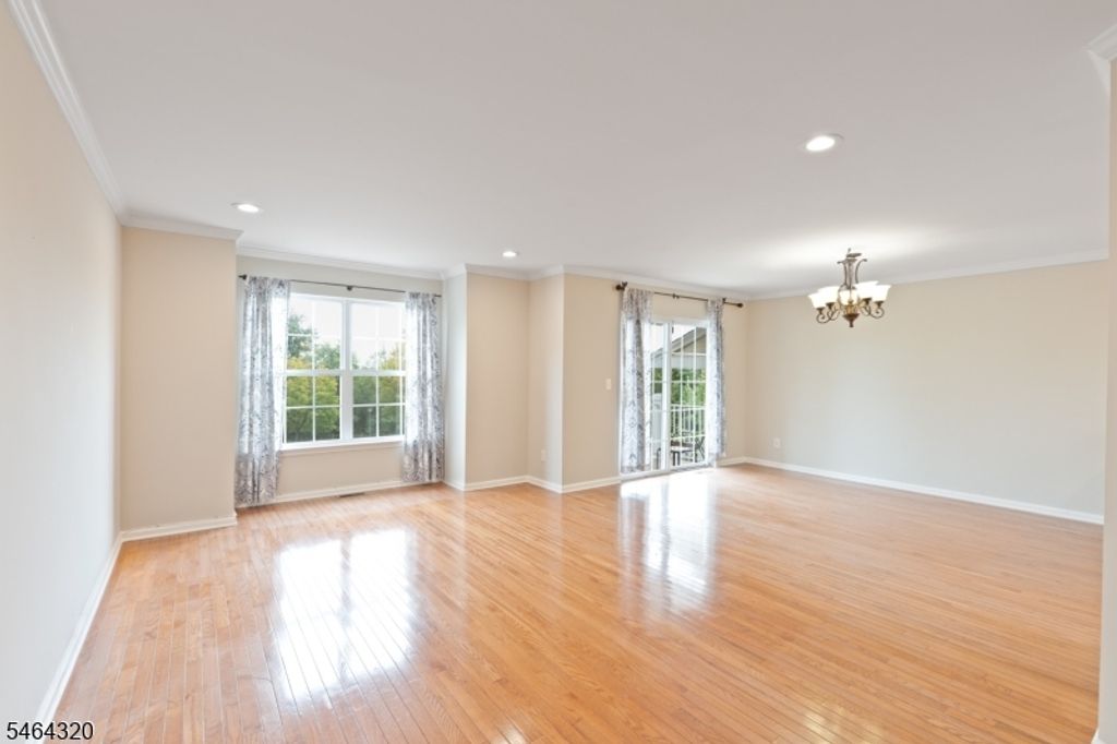 1030 Robin Ct, Green Brook Twp., NJ 08812 — photo 4
