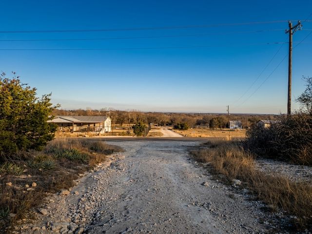 106 Sparrow, Azle, TX 76020
