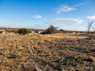 106 Sparrow, Azle, TX 76020