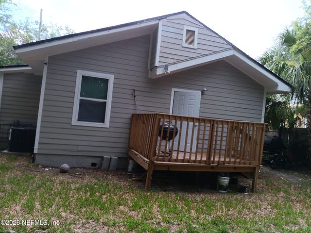 325 W 17TH Street, Jacksonville, FL 32206