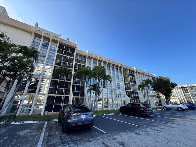 701 Three Islands Blvd 103, Hallandale Beach, FL 33009