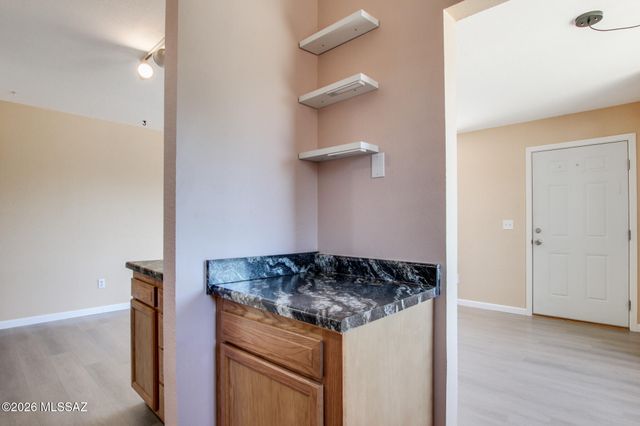 6624 E Calle La Paz Unit D, Tucson, AZ 85715