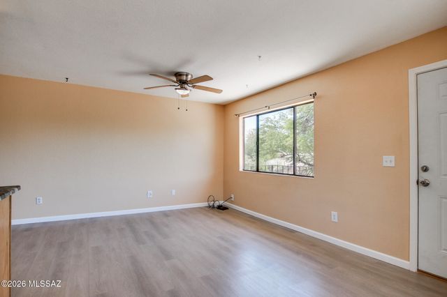 6624 E Calle La Paz Unit D, Tucson, AZ 85715
