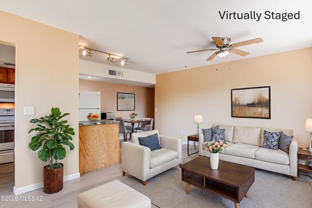 6624 E Calle La Paz Unit D, Tucson, AZ 85715