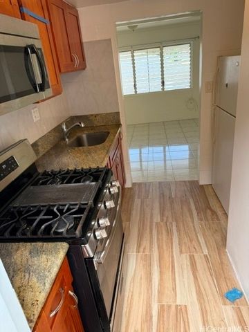1565 Moani Street, Honolulu, HI 96819