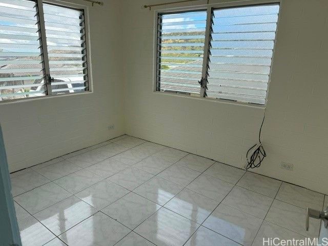 1565 Moani Street, Honolulu, HI 96819