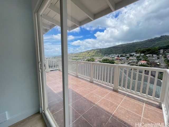 1565 Moani Street, Honolulu, HI 96819
