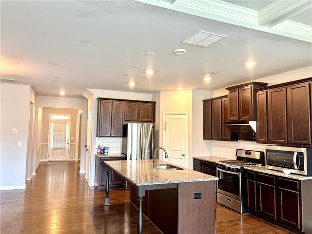 2418 Ivy Meadow Lane, Buford, GA 30519