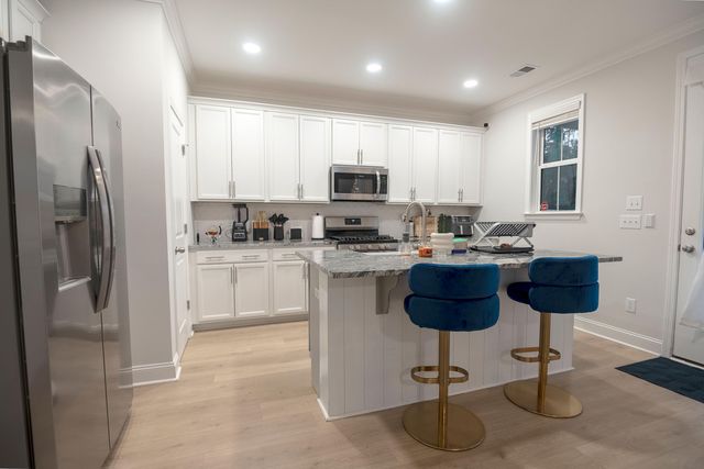 122 Abbey Terrace Road, Moncks Corner, SC 29461