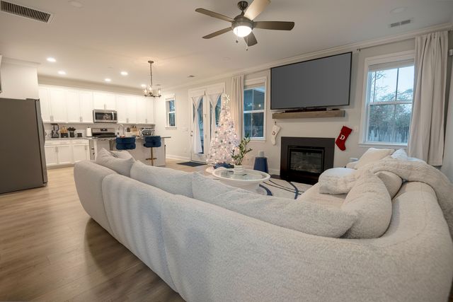 122 Abbey Terrace Road, Moncks Corner, SC 29461