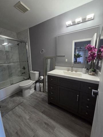 3271 NW 44th Street 5, Oakland Park, FL 33309