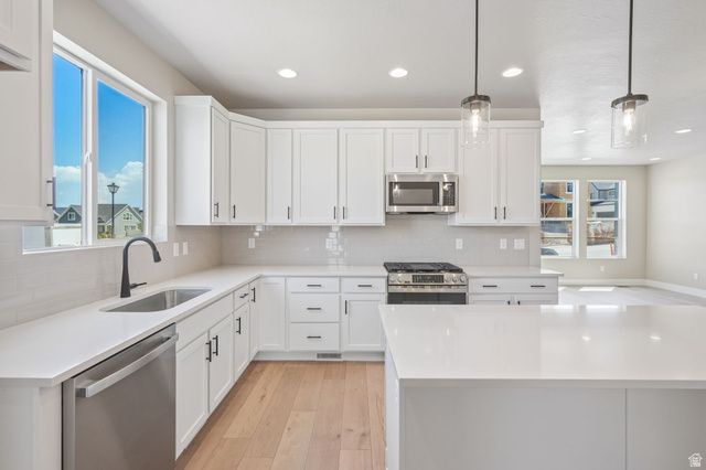 4246 W BERGEN LN, Lehi, UT 84048
