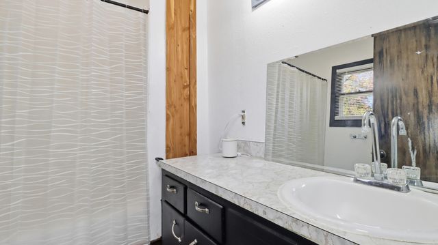 2200 Ozark Street, Cabool, MO 65689