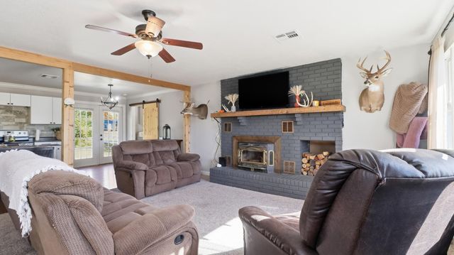 2200 Ozark Street, Cabool, MO 65689