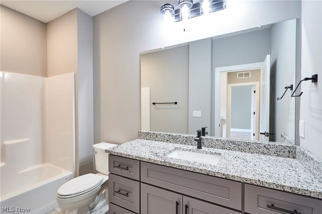 1606 337th Street, Eastlake, OH 44095