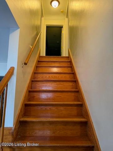 4617 Kiefer Rd, Louisville, KY 40216