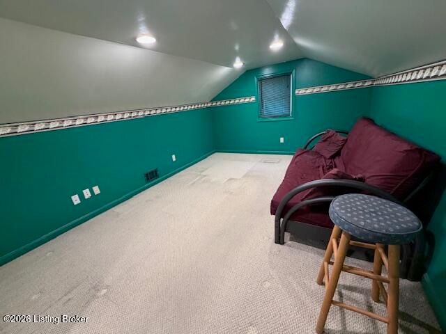 4617 Kiefer Rd, Louisville, KY 40216