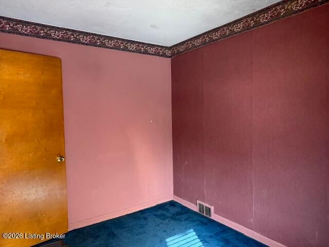 4617 Kiefer Rd, Louisville, KY 40216