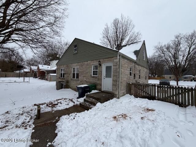 4617 Kiefer Rd, Louisville, KY 40216