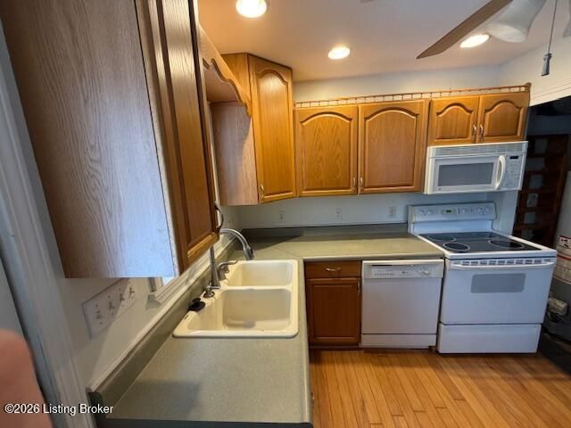 4617 Kiefer Rd, Louisville, KY 40216