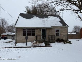 4617 Kiefer Rd, Louisville, KY 40216