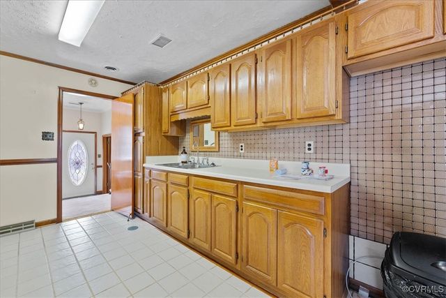 708 Compton Rd, Colonial Heights, VA 23834