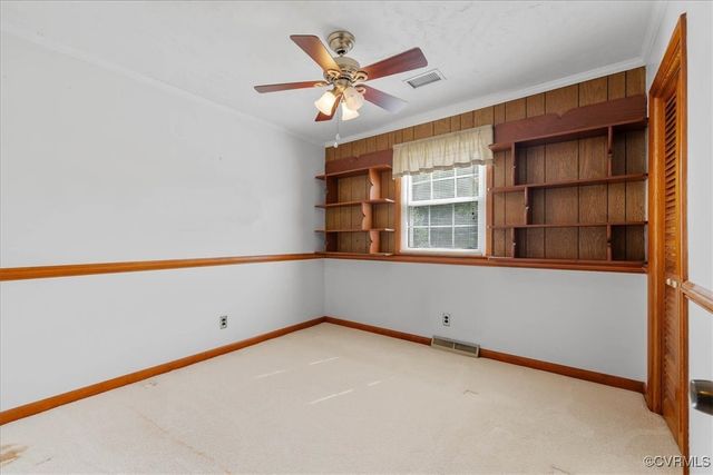 708 Compton Rd, Colonial Heights, VA 23834