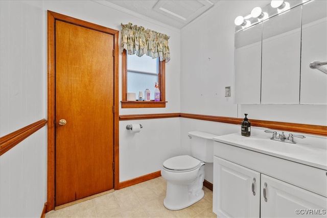 708 Compton Rd, Colonial Heights, VA 23834