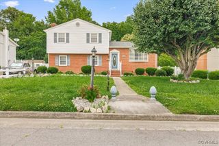 708 Compton Rd, Colonial Heights, VA 23834