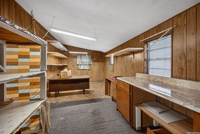 155 Seacomber Pl, San Antonio, TX 78242