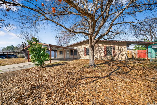 155 Seacomber Pl, San Antonio, TX 78242