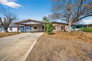 155 Seacomber Pl, San Antonio, TX 78242