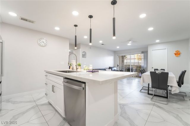 2200 South Fort Apache Road 1038, Las Vegas, NV 89117