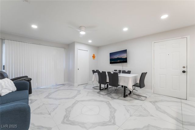 2200 South Fort Apache Road 1038, Las Vegas, NV 89117