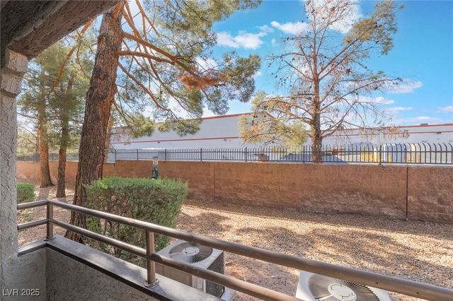 2200 South Fort Apache Road 1038, Las Vegas, NV 89117