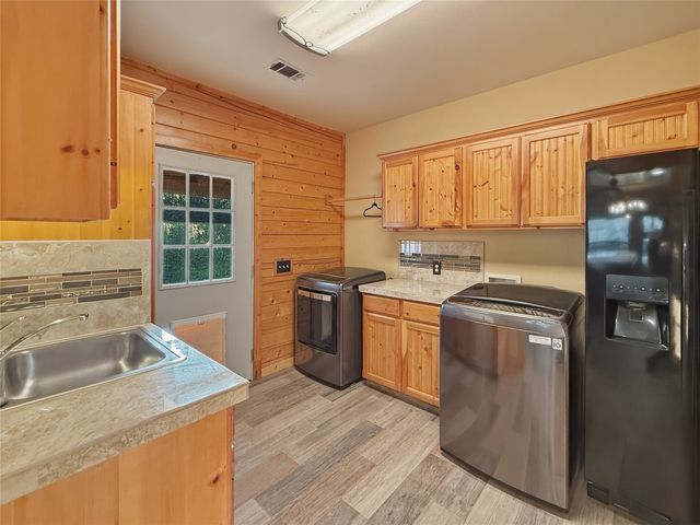 1751 Vz County Road 1925, Edgewood, TX 75117