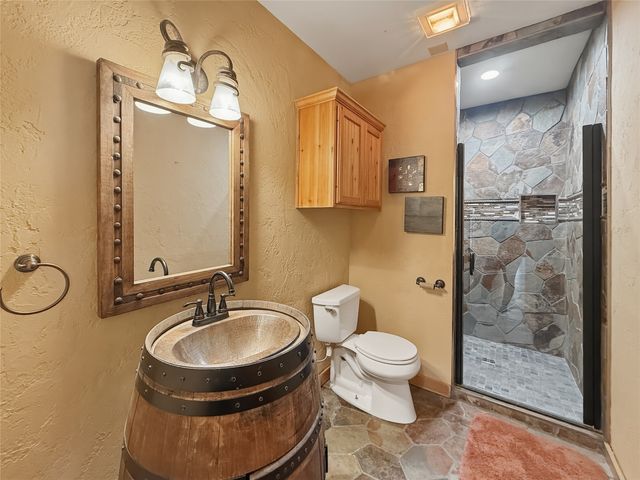 1751 Vz County Road 1925, Edgewood, TX 75117