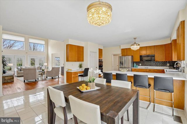 5 MAIDENS BOWER CT, Potomac, MD 20854